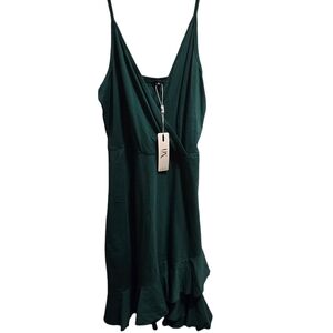 Ultranice NWT Green Ruffle Wrap Dress with Asymmetrical Ruffle and V Neck